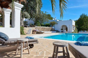 Hotel Imagine Your Family Renting This Luxury Villa, Ibiza Villa 1048